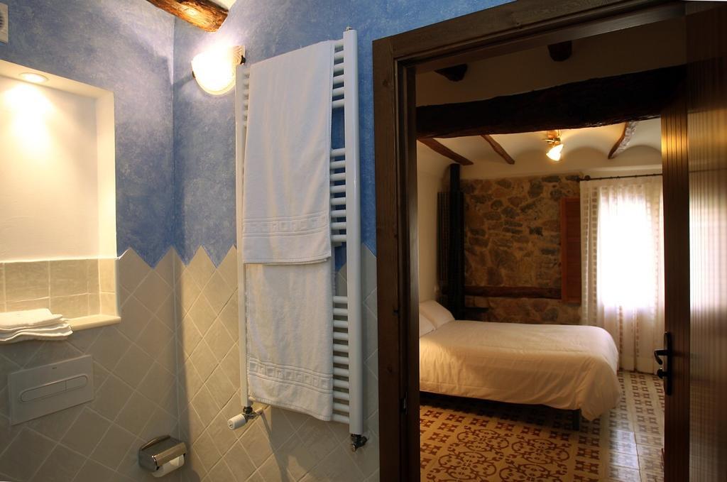 Casa Rural La Plaza Hotell Montanejos Rum bild